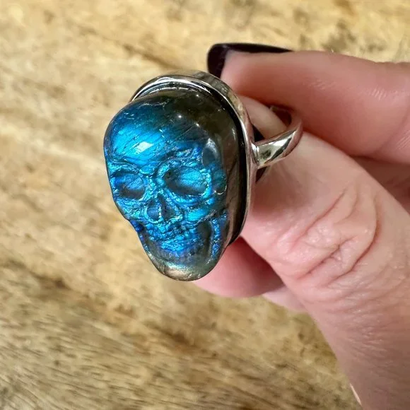 Blue Flash Labradorite Skull Ring - Adjustable Sterling Silver Band - Picture 1 of 7